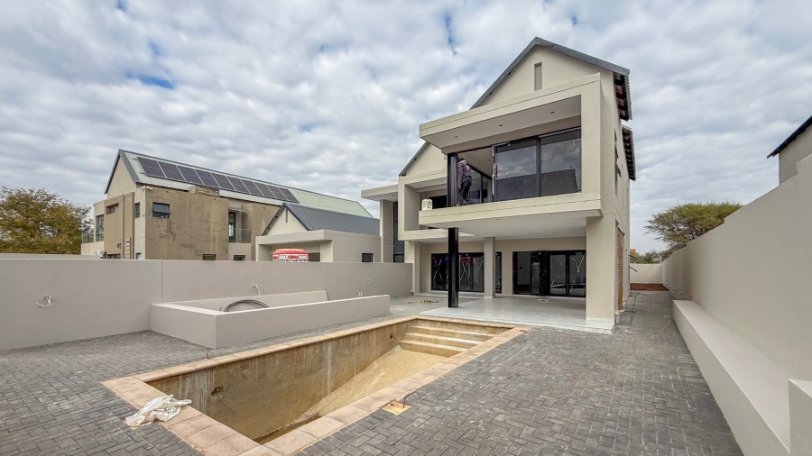 4 Bedroom Property for Sale in Leloko Lifestyle Estate North West